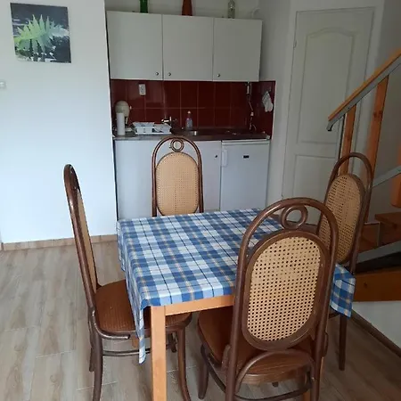 Nosztalgia Vendeghaz Guest house