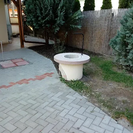 Nosztalgia Vendeghaz Guest house