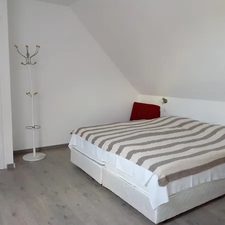 Nosztalgia Vendeghaz Guest house