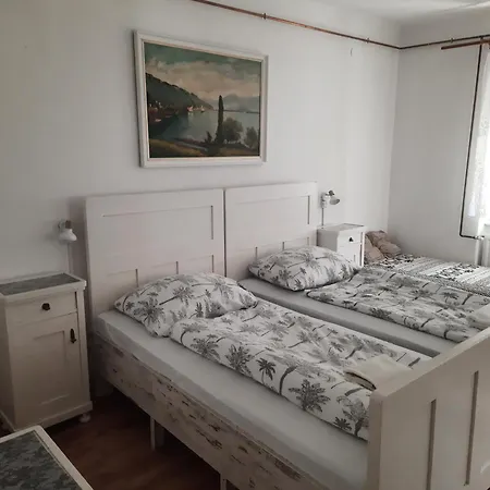 Nosztalgia Vendeghaz Guest house *